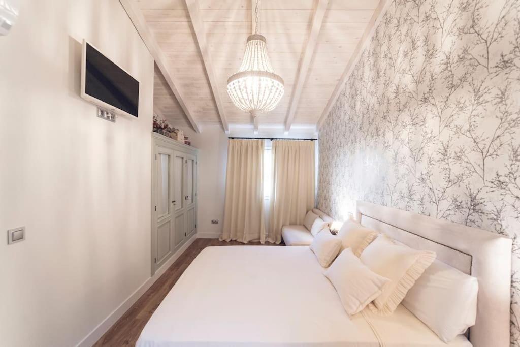 La Casa Del Jardin Villa Candeleda Eksteriør billede