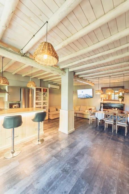 La Casa Del Jardin Villa Candeleda Eksteriør billede