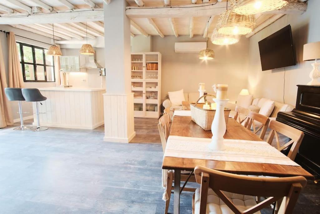 La Casa Del Jardin Villa Candeleda Eksteriør billede