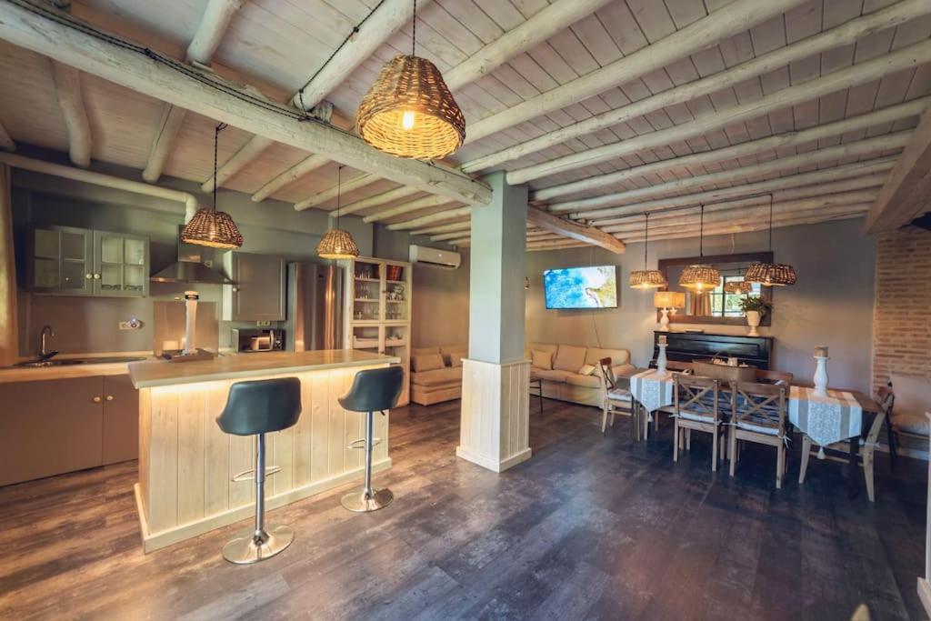 La Casa Del Jardin Villa Candeleda Eksteriør billede